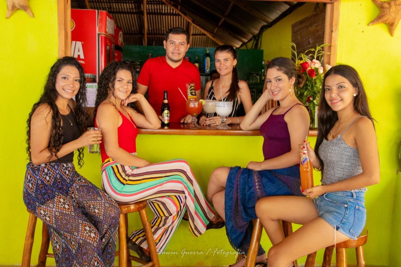 Denny'S Beach Resort Hotel Mariscos Luaran gambar