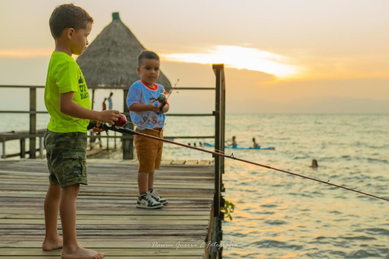 Denny'S Beach Resort Hotel Mariscos Luaran gambar